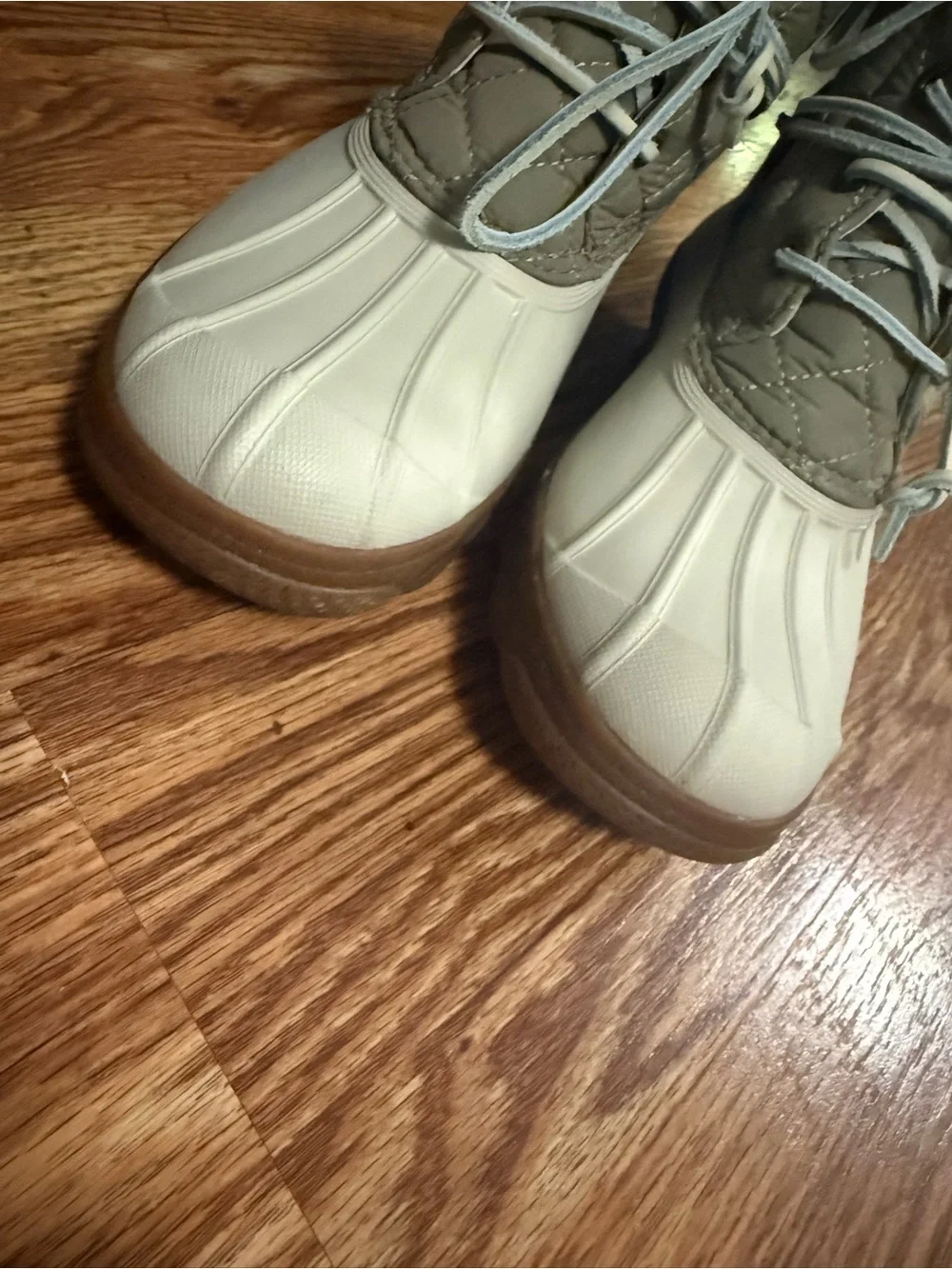 Sperry Saltwater Waterproof Quilted Duck Boot Size 7
